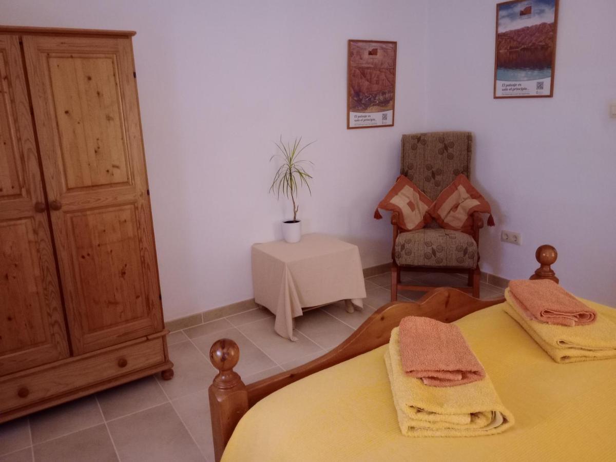 Casa En La Plaza, Hinojares - Ideal For Exploring The Area Luaran gambar
